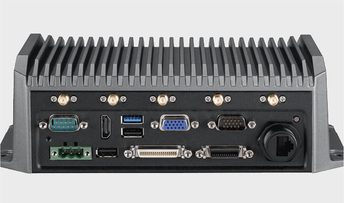 Рис. 7. Встраиваемый компьютер Advantech TREK-570