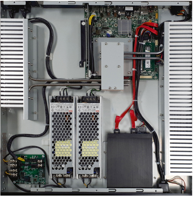 Рис. 4. Расположение компонентов внутри компьютера IPC-SYS8FN2