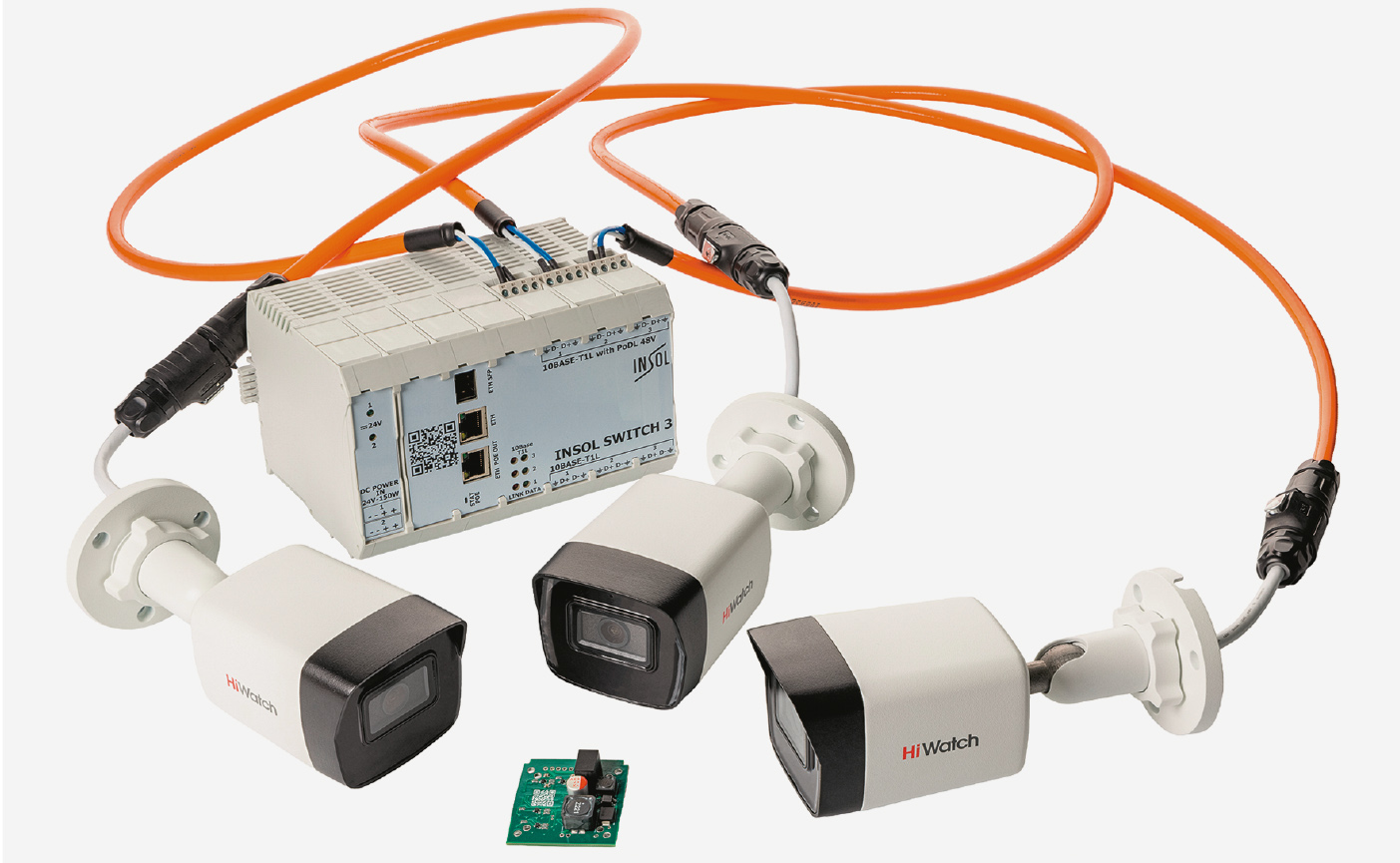 Рис. 3. Комплект Insol-Vision: коммутатор Insol Switch + камеры HiWatch с платой CCTV-T1 + кабель Insol-WS APL