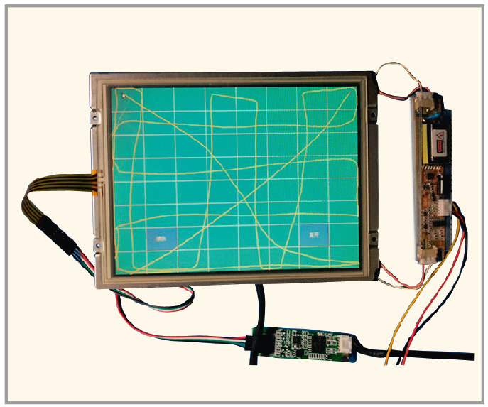 Рис. 3. Отладочный комплект AA084VC03