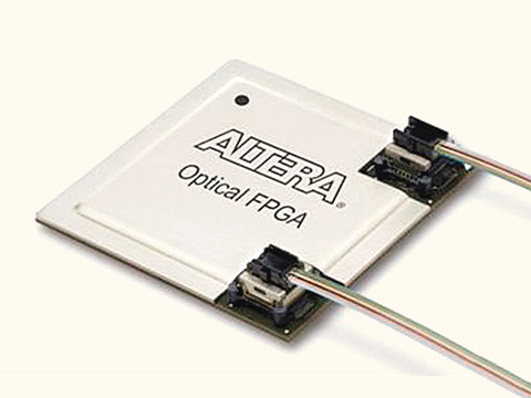 Преодоление ограничений медных технологий интеграцией FPGA и оптических приёмопередатчиков