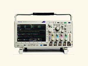 Первые в мире многодоменные комбинированные массовые осциллографы Tektronix MSO3000