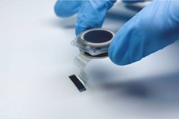 Samsung создаст для Neuralink чип нового поколения: Маск приближает эпоху двусторонней связи мозга с компьютером