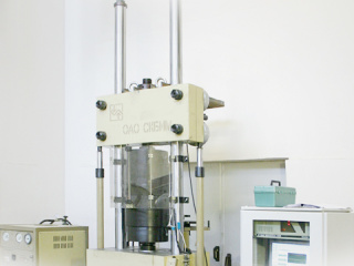 Автоматизированная система для определения механических свойств материалов